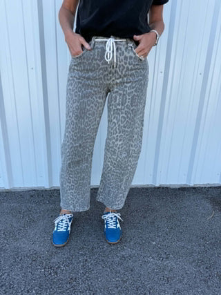 Women's Vervet Kate High Rise Barrel Jean-Women's Denim-Flying Monkey-Lucky J Boots & More, Women's, Men's, & Kids Western Store Located in Carthage, MO