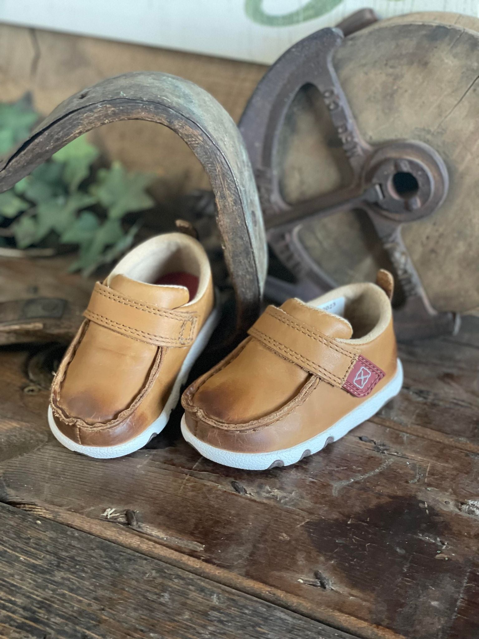 Infant Twisted X Distressed Leather Moc Casual ICA0023-Kids Casual Shoes-Twisted X Boots-Lucky J Boots & More, Women's, Men's, & Kids Western Store Located in Carthage, MO