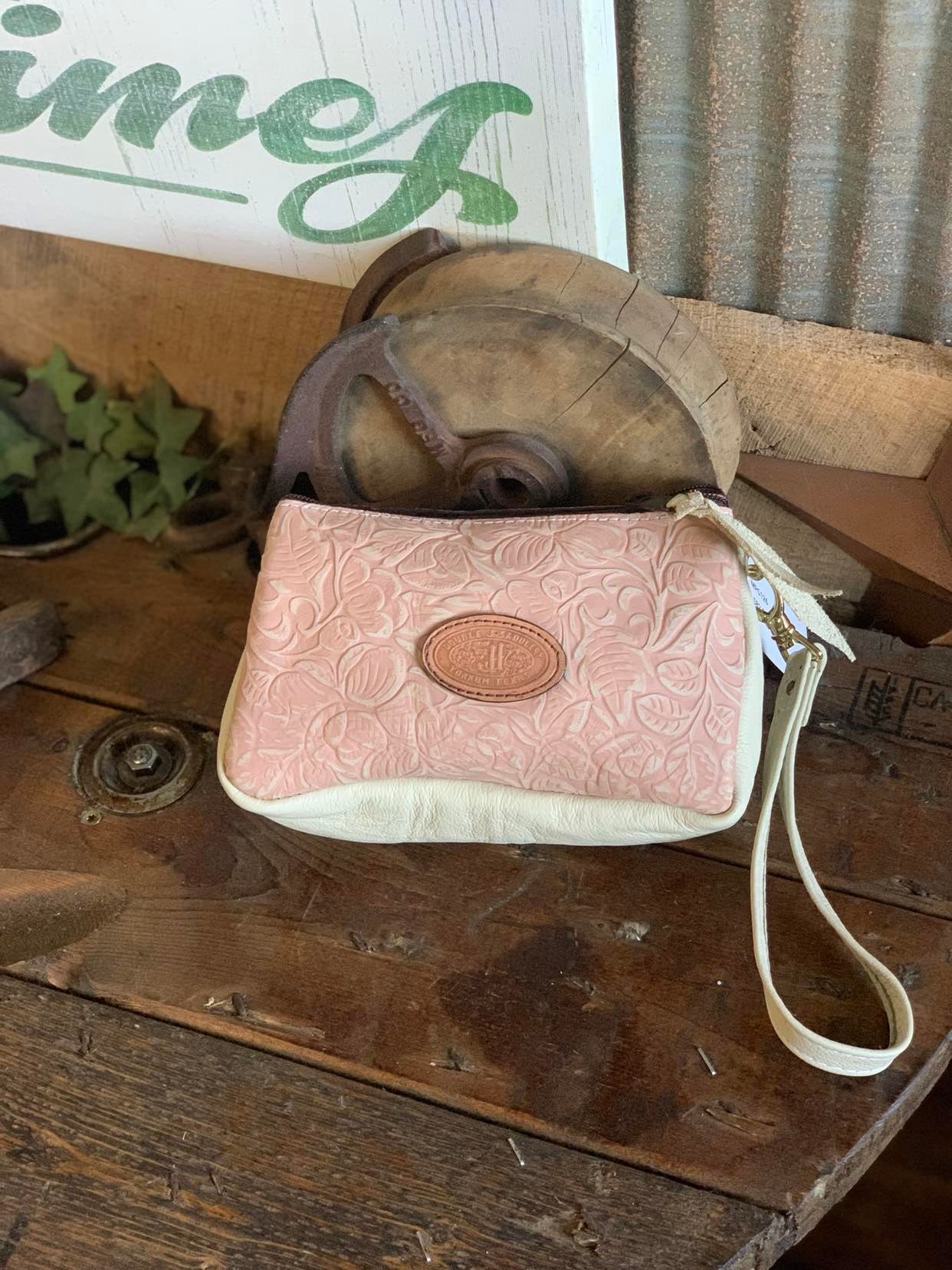 Make Up Pouch with Gasset-Handbags-DOUBLE J SADDLERY-Lucky J Boots & More, Women's, Men's, & Kids Western Store Located in Carthage, MO